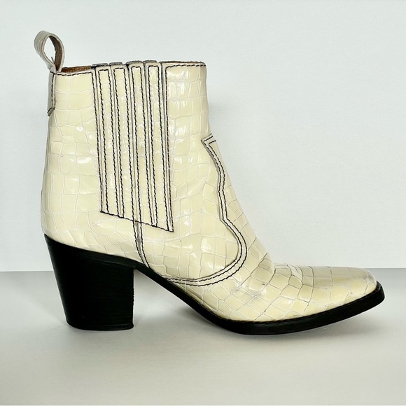 Ganni Callie Western Boots Ivory Cream White Croc Patent Leather Size 38 $475 - Picture 6 of 15